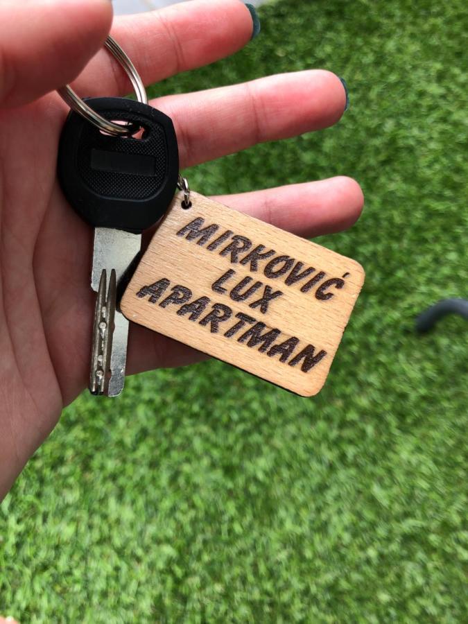 Mirkovic Lux Apartman Nis Exterior foto